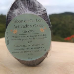 Jabón de Carbón Activado y Óxido de Zinc*