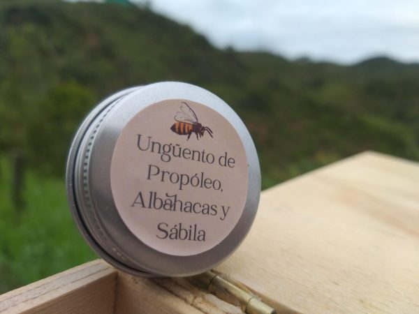 Ungüento de Propóleo, Albahacas y Sábila